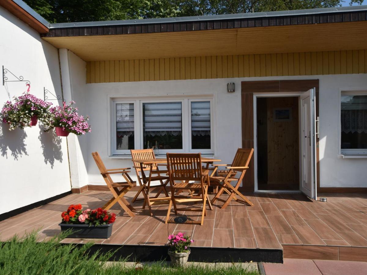 Bungalow In Boiensdorf With Fenced Terrace Extérieur photo